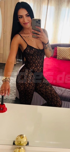 Lora