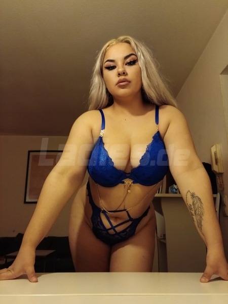 Alexya - AV Party