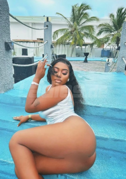 Mia